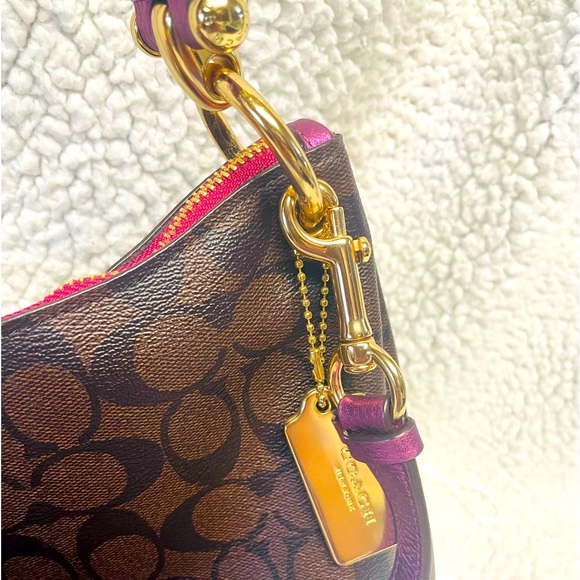 COACH Mia Shoulder Bag In Signature Canvas F87703 - Picture 7 of 13